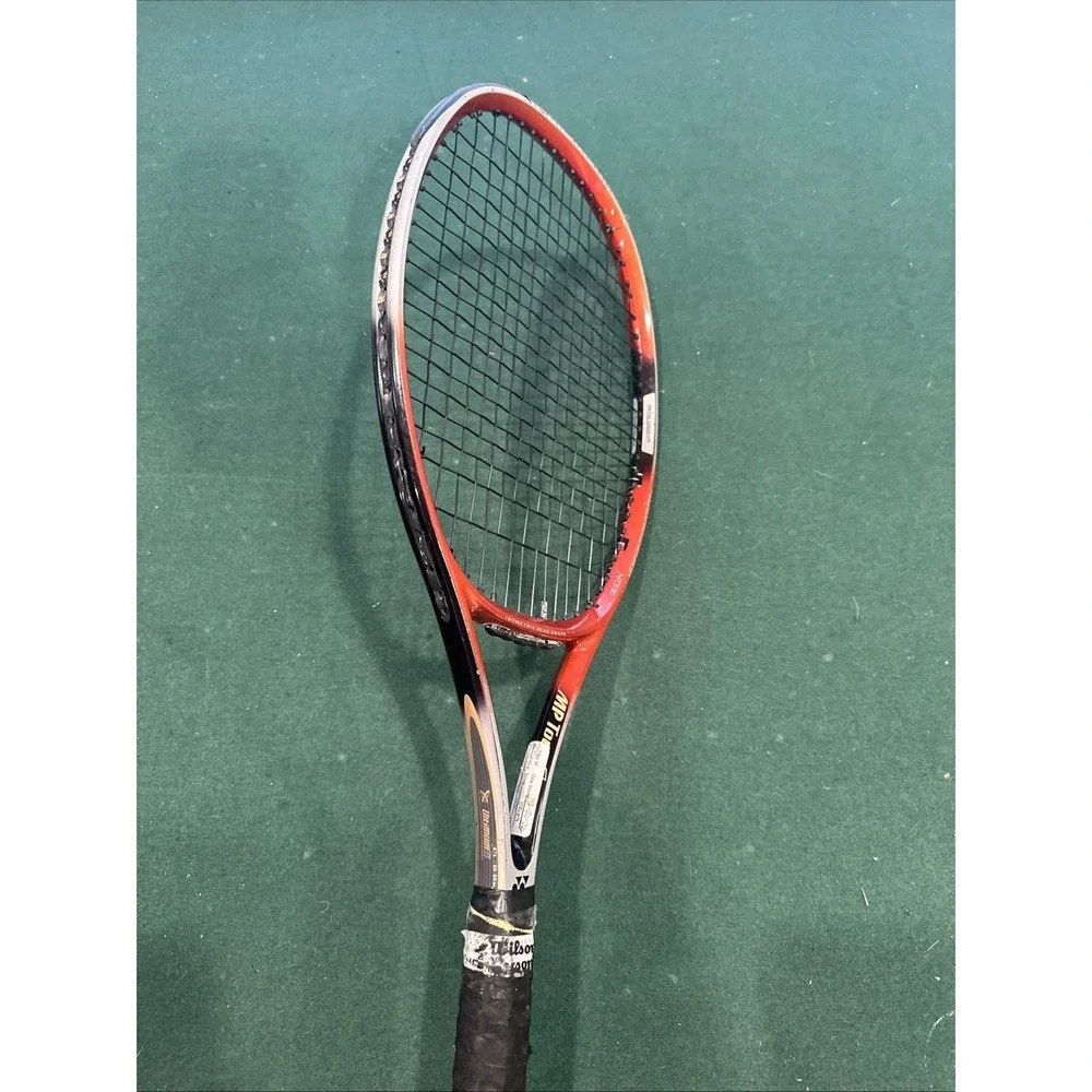 Yonex Muscle Power 1S‎ Grip.   Great Shape!!